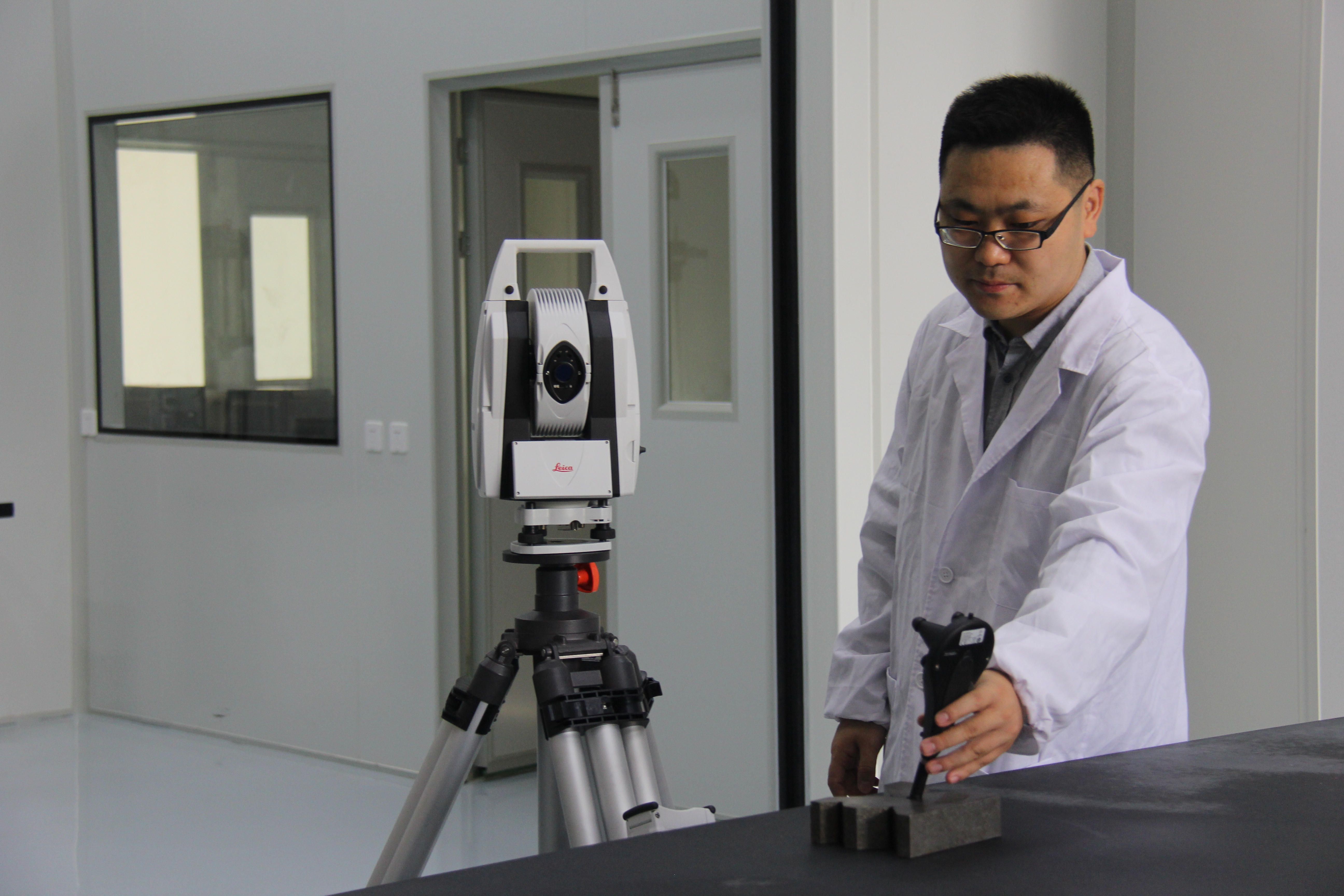 瑞士LEICA激光跟踪仪